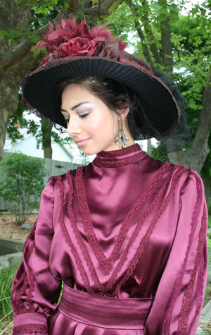 Ladies Edwardian Downton Abbey Titanic Gown And Edwardian Style Hat Size 16 - 18 Image